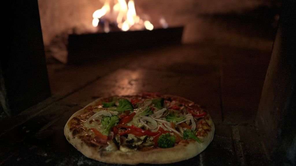 Pizza Pizza im Ofen